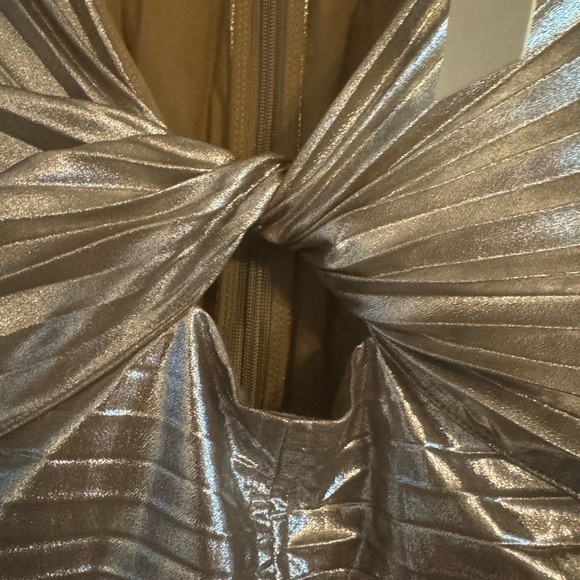 By Anthropologie Short-Sleeve Metallic Cutout Midi Dress - Picture 7 of 12